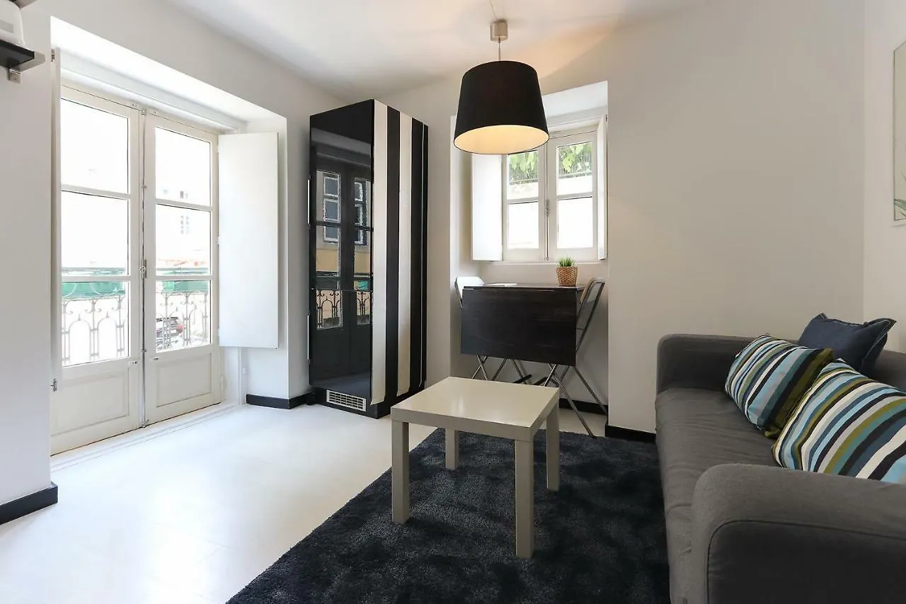 Tailor Made Flat In Central Bairro Alto Лиссабон