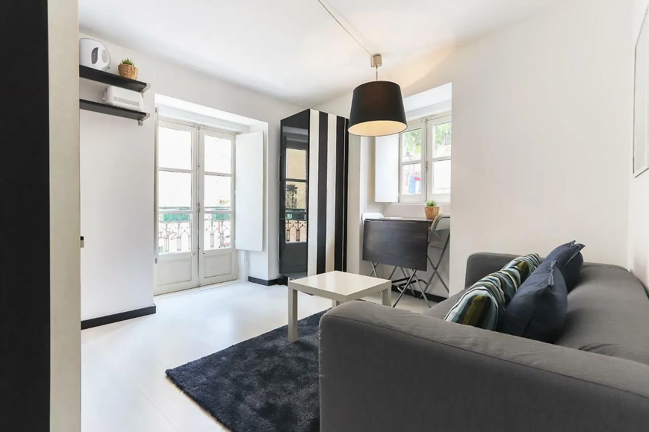 Tailor Made Flat In Central Bairro Alto Лиссабон